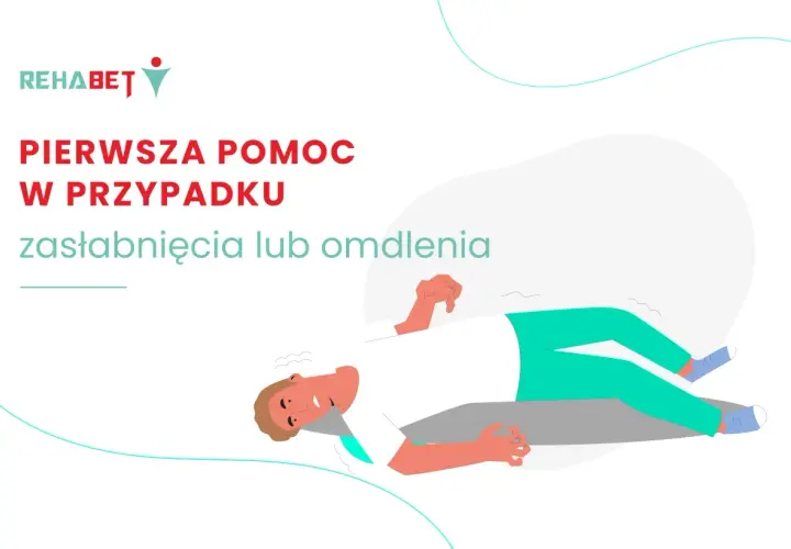 Pierwsza pomoc w przypadku zasłabnięcia lub omdlenia. Mężczyzna leży na ziemi, z zamkniętymi oczami i bladą twarzą.